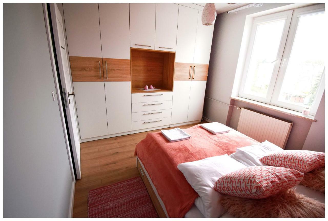 Color 24 Premium Stalowa Wola Exterior foto